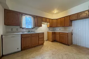 517 W Beaver St, Saint Anne, IL 60964 - Photo 6