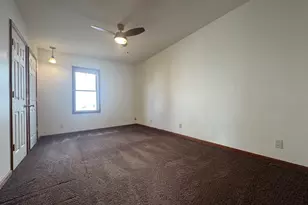 517 W Beaver St, Saint Anne, IL 60964 - Photo 10