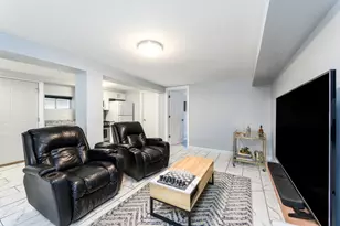 3659 S Hermitage Ave, Chicago, IL 60609 - Photo 18