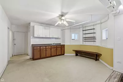 5040 W Patterson Avenue, Chicago, IL 60641 - Photo 18