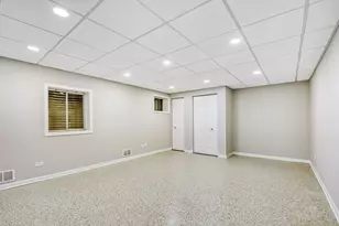 6700 Pondview Dr, Tinley Park, IL 60477 - Photo 26