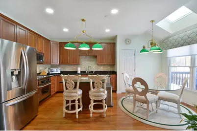 23 Red Tail Drive, Hawthorn Woods, IL 60047 - Photo 6