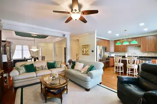 23 Red Tail Dr, Hawthorn Woods, IL 60047 - Photo 6