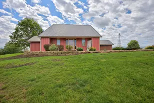 13301 Tango Rd, Bloomington, IL 61705 - Photo 2