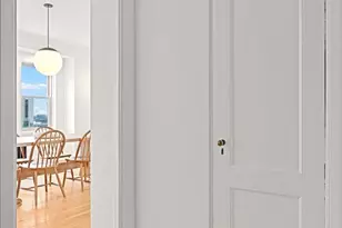 431 W Oakdale Ave, Chicago, IL 60657 - Photo 8