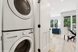 3341 N Sheffield Ave, Chicago, IL 60657 - Photo 12