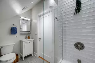 3501 W Beach Ave, Chicago, IL 60651 - Photo 24