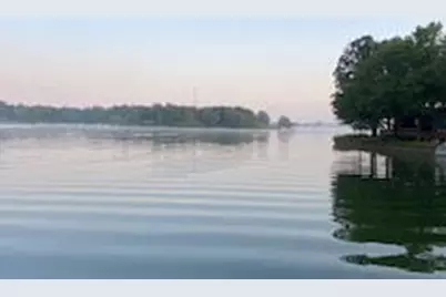 18269 Hiawatha Court, Hudson, IL 61748 - Photo 10