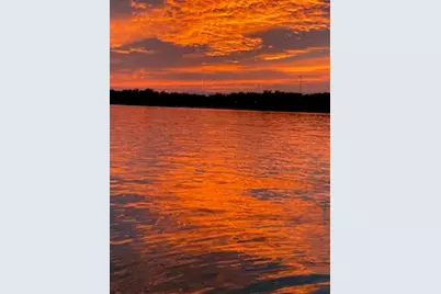 18269 Hiawatha Court, Hudson, IL 61748 - Photo 14