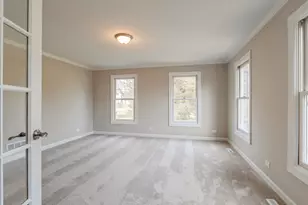 6105 N Wyndwood Dr, Crystal Lake, IL 60014 - Photo 4