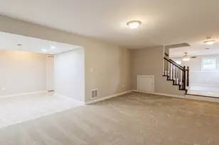 6105 N Wyndwood Dr, Crystal Lake, IL 60014 - Photo 20