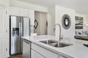 972 Sapphire Ln, Montgomery, IL 60538 - Photo 6