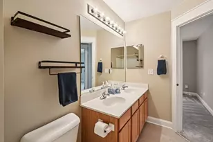 330 S Litchfield Dr, Round Lake, IL 60073 - Photo 30