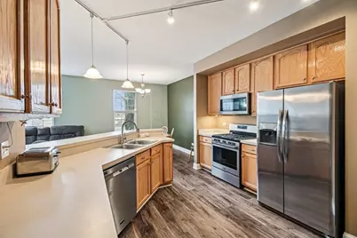 330 S Litchfield Drive, Round Lake, IL 60073 - Photo 12