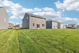 2653 Camelback Dr, Pingree Grove, IL 60140 - Photo 40