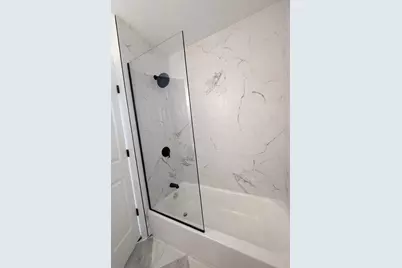 12527 S Lowe Avenue, Chicago, IL 60628 - Photo 10