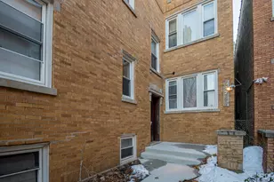 3224 1/2 N Keating Ave, Chicago, IL 60641 - Photo 4