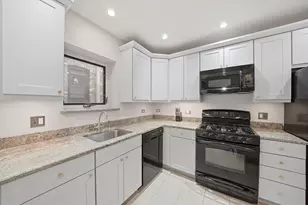 4014 N Clarendon Ave, Chicago, IL 60613 - Photo 6