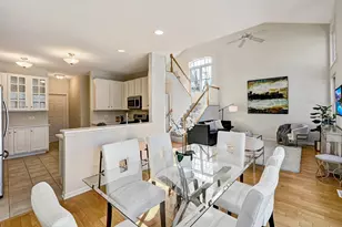 241 Wildflower Ln, La Grange, IL 60525 - Photo 8