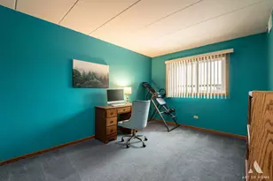 11119 Heritage Dr, Palos Hills, IL 60465 - Photo 14