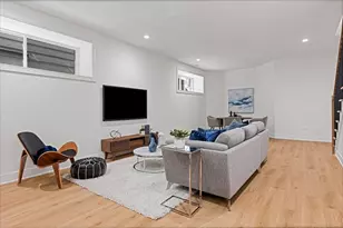 1964 W Farragut Ave, Chicago, IL 60640 - Photo 46