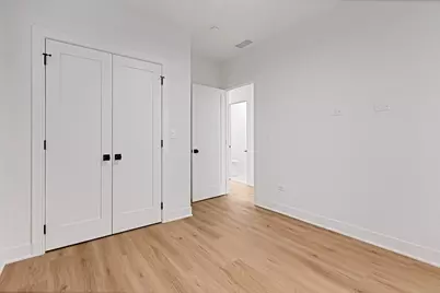 1964 W Farragut Avenue, Chicago, IL 60640 - Photo 52