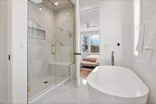 1964 W Farragut Ave, Chicago, IL 60640 - Photo 28