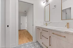 1964 W Farragut Ave, Chicago, IL 60640 - Photo 54