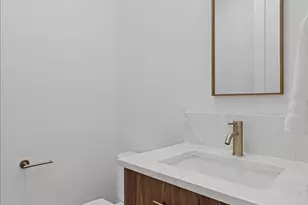 1964 W Farragut Ave, Chicago, IL 60640 - Photo 24