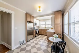 655 Glenwood Ave, Joliet, IL 60435 - Photo 12