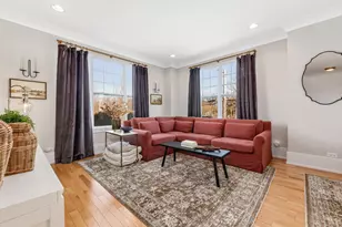 108 S Dee Rd, Park Ridge, IL 60068 - Photo 4