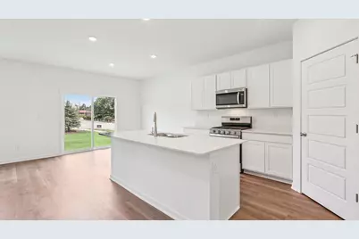 2643 Camelback Drive, Pingree Grove, IL 60140 - Photo 8