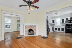 425 Joliet St, West Chicago, IL 60185 - Photo 8