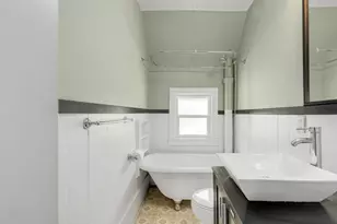 425 Joliet St, West Chicago, IL 60185 - Photo 16