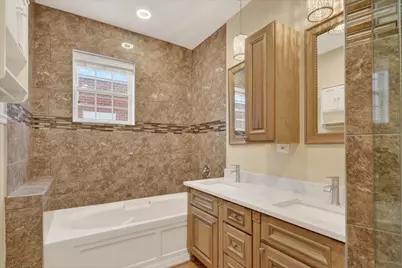 1151 E 46th Street, Chicago, IL 60653 - Photo 18