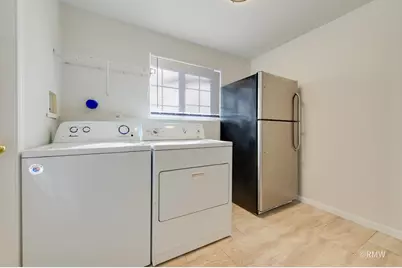 27 Monarch Drive, Streamwood, IL 60107 - Photo 18