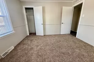 14448 Kilbourne Ave, Midlothian, IL 60445 - Photo 8