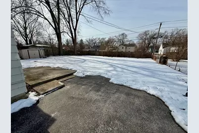 14448 Kilbourne Avenue, Midlothian, IL 60445 - Photo 18
