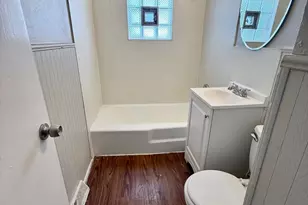 14448 Kilbourne Ave, Midlothian, IL 60445 - Photo 10