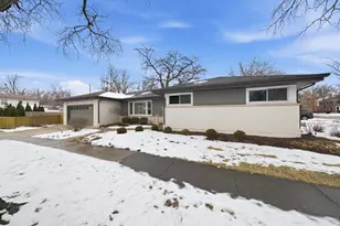 101 W Jackson St, Elmhurst, IL 60126 - Photo 2