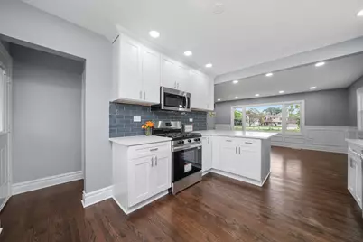 9624 W Shore Drive, Oak Lawn, IL 60453 - Photo 12