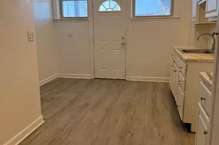 2537 W 63rd St, Chicago, IL 60629 - Photo 6