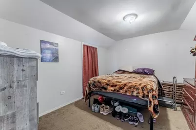 131 N Gifford Street, Elgin, IL 60120 - Photo 10