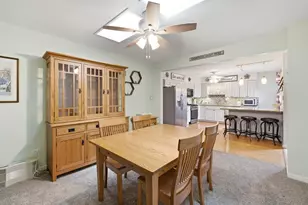 54 Village Woods Dr, Crete, IL 60417 - Photo 8