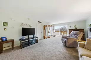 54 Village Woods Dr, Crete, IL 60417 - Photo 10