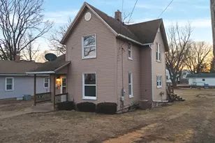 119 Douglas Ave, Dixon, IL 61021 - Photo 12