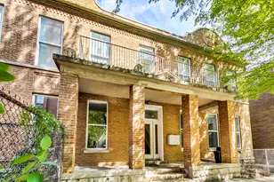 2325 N Cambridge Ave, Chicago, IL 60614 - Photo 1