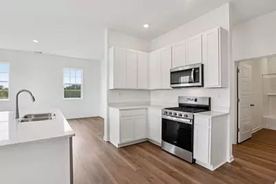 6501 Juniper Drive, Wonder Lake, IL 60097 - Photo 12