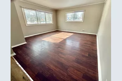 2904 Woodworth Place, Hazel Crest, IL 60429 - Photo 2