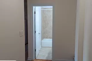 4715 N Sheridan Rd, Chicago, IL 60640 - Photo 4